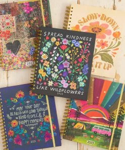 Natural Life 2022-23 17 Month Planner Gifts & Fun Things