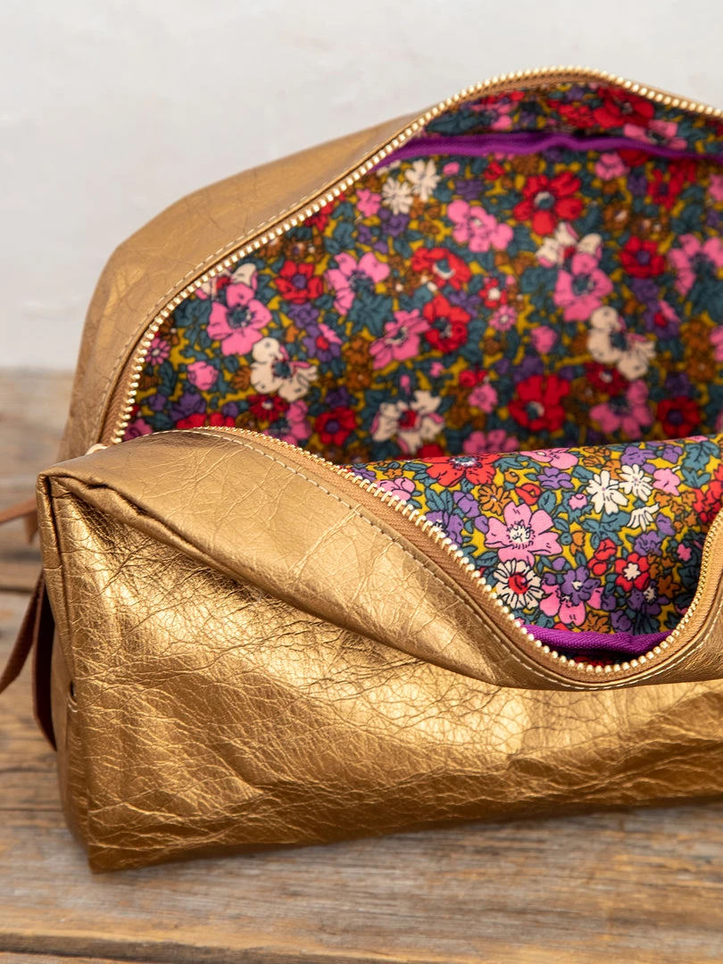 Natural Life Penny Paper Cosmetic Bag NEW & TRENDING Natural Life Penny Paper Cosmetic Bag NEW & TRENDING