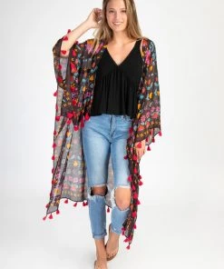 Natural Life NEW & TRENDING Border Kimono