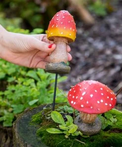 Natural Life Set Of 2 Garden Stakes Beach & Outdoors 10 Natural Life Set Of 2 Garden Stakes Beach & Outdoors