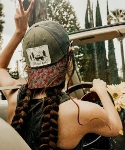 Natural Life Hangout Hat