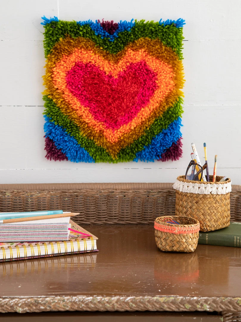 Natural Life FUN & GIFTS Latch Hook Kit 8 Natural Life FUN & GIFTS Latch Hook Kit