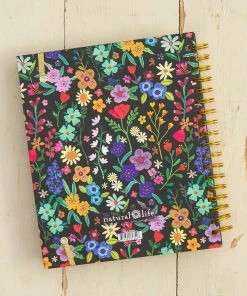 Natural Life 2022-23 17 Month Planner Gifts & Fun Things