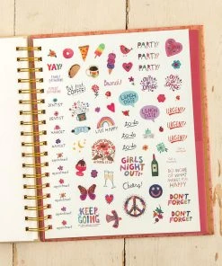 Natural Life 2022-23 17 Month Planner Gifts & Fun Things