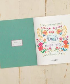 Natural Life NEW & TRENDING 2022-23 Monthly Academic Planner