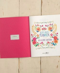 Natural Life NEW & TRENDING 2022-23 Monthly Academic Planner