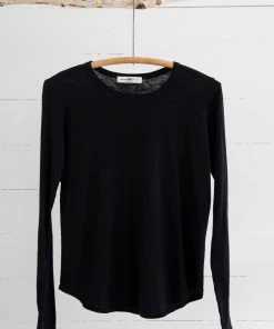 Natural Life The Long Sleeve Weekend Tee CLOTHES