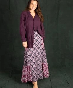 Natural Life NEW & TRENDING Laid Back Button Down