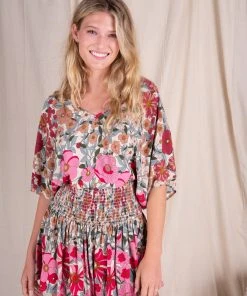 Natural Life CLOTHES Easy V-Neck Top