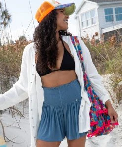 Natural Life NEW & TRENDING Laid Back Button Down